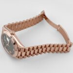 Rolex Day-Date 228235 Rose Gold Olive Green Dial (2023) - Image 10